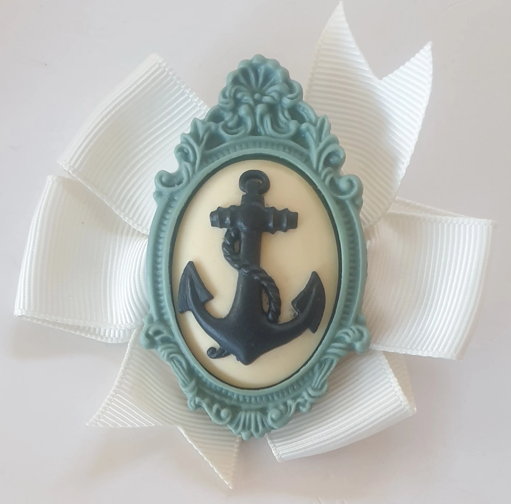 Anchor in Cream - Bow Hair Clip