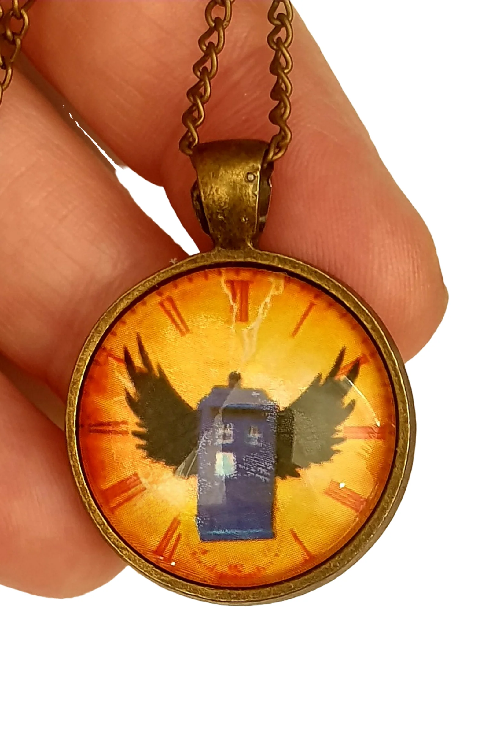 Doctor Who - Flying Tardis Necklace - Image 2