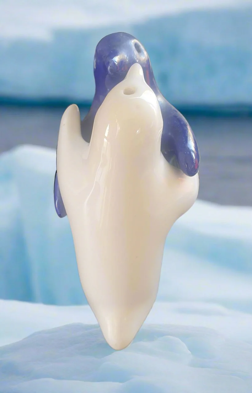 Hugging Penguins Salt & Pepper Set - Image 3