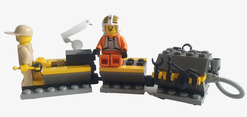 Lego Star Wars X-Wing #7140 - Image 11