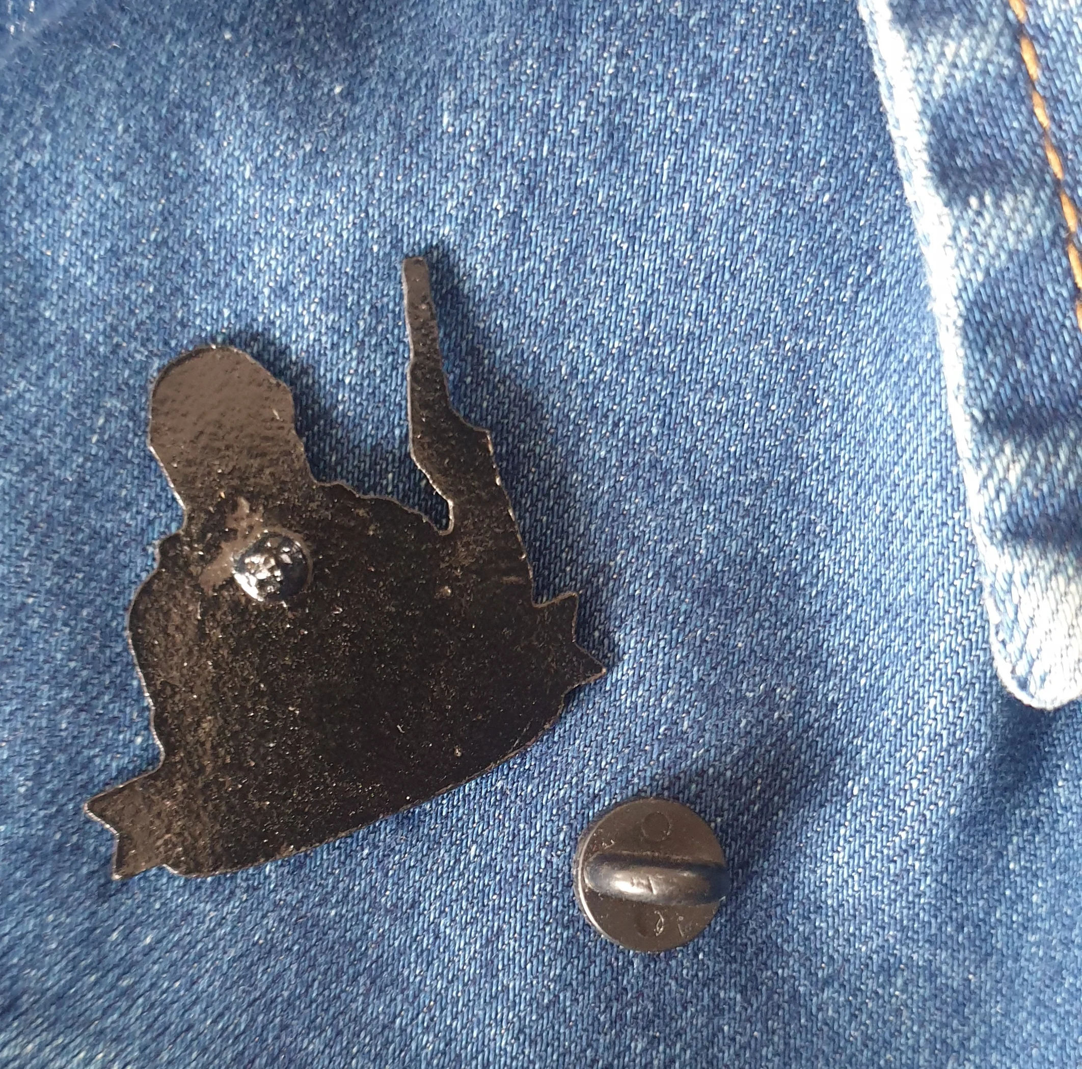 Mandadlorian - Mando & Child Enamel Pin / Brooch - Image 4