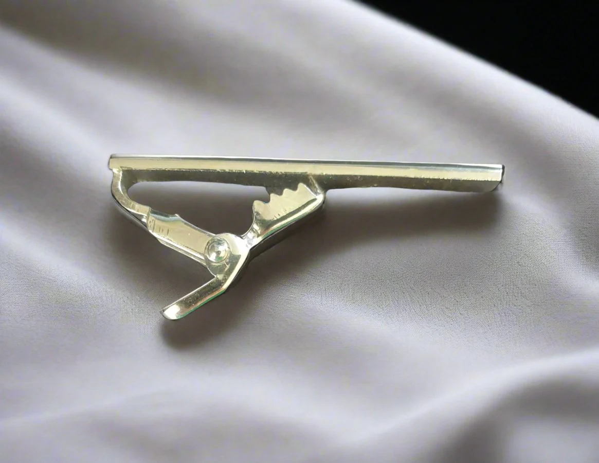 Small Silver Tie Clip / Bar - Image 2